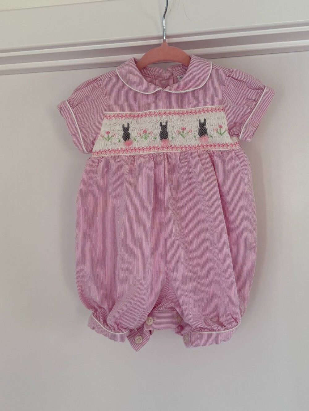 Rachel Riley London Smocked Bunny Rabbit Seersucker Bubble Romper 3M